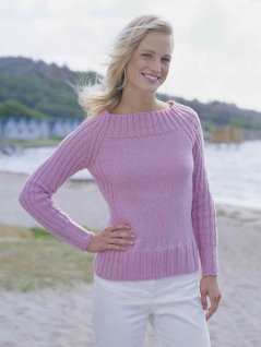 Raglan sweater with ribbed sleeves