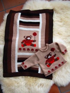 Sweater and blanket with teddy bear
