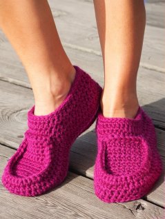 Crochet slippers