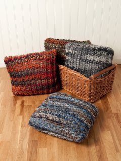Knitted pillows