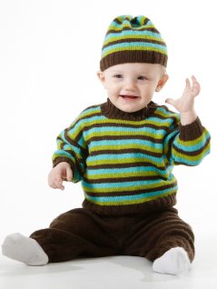 Striped sweater, pants and hat