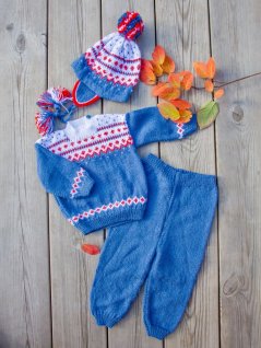 Sweater, pants and hat