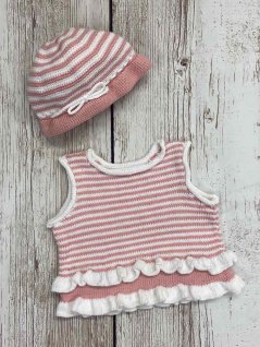 Tunic and crocheted hat