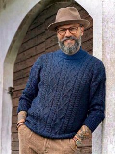 Men's cable-knit sweater