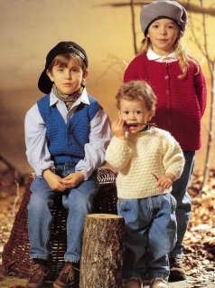 Sweater, cardigan and vest with round or v-neck
