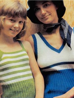 straight-neck and v-neck jumper