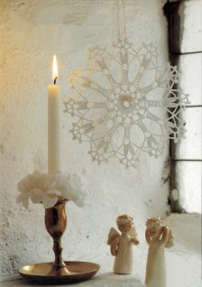 crocheted poinsettia