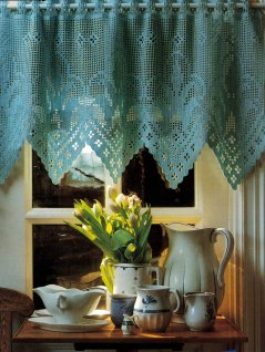 Curtain rod