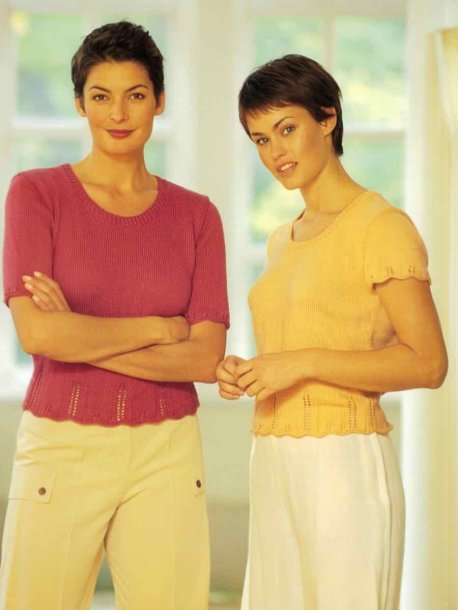 Women's jumper with peaked hem