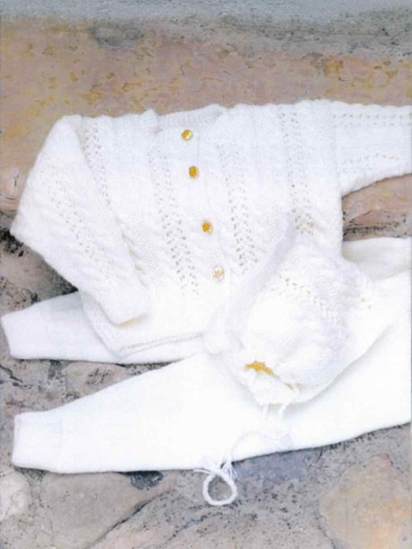 Jumper, cardigan, pants and hats