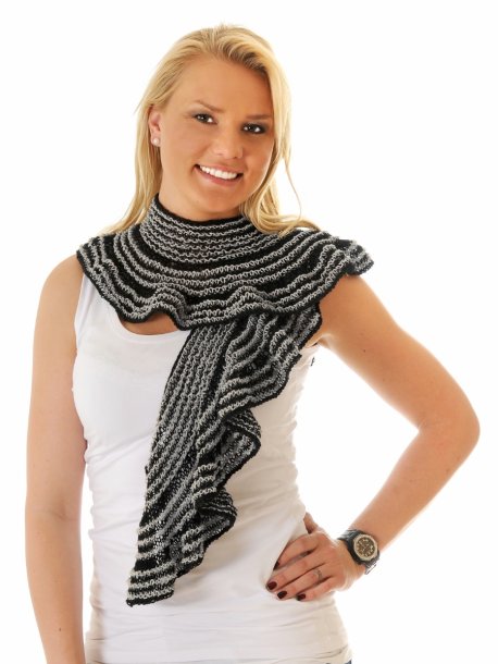 Wavy shawl