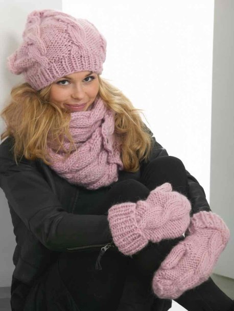 Cable-knit beret, hat, buttoned scarf, scarf polo and mittens