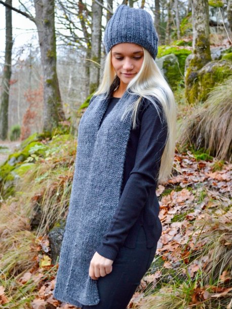 Hats, scarves and shawls