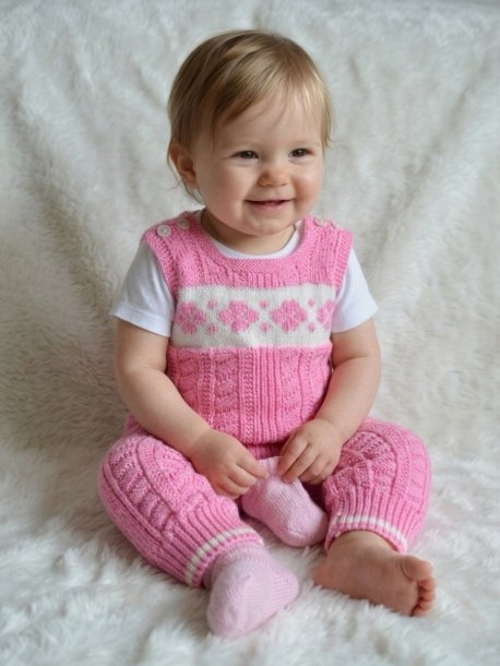 Trousers with patterned trim