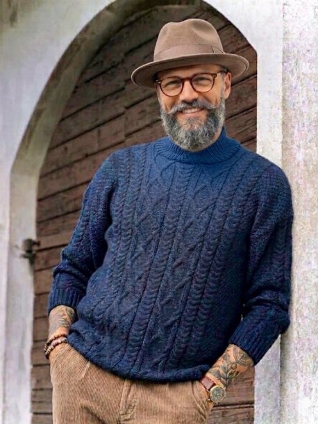 Men's cable-knit sweater
