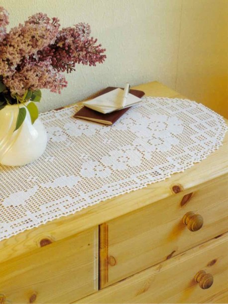 Oval tablecloth