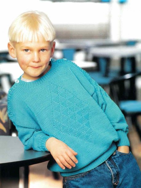 Children's sweater with pattern